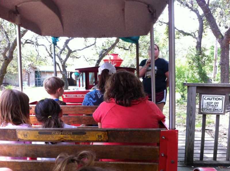 2012-04-09-21-Austin Zoo with Ian.jpg